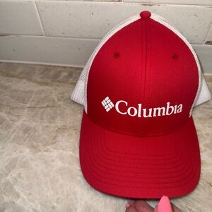 Columbia White Red Hat  L/XL Flex Fit